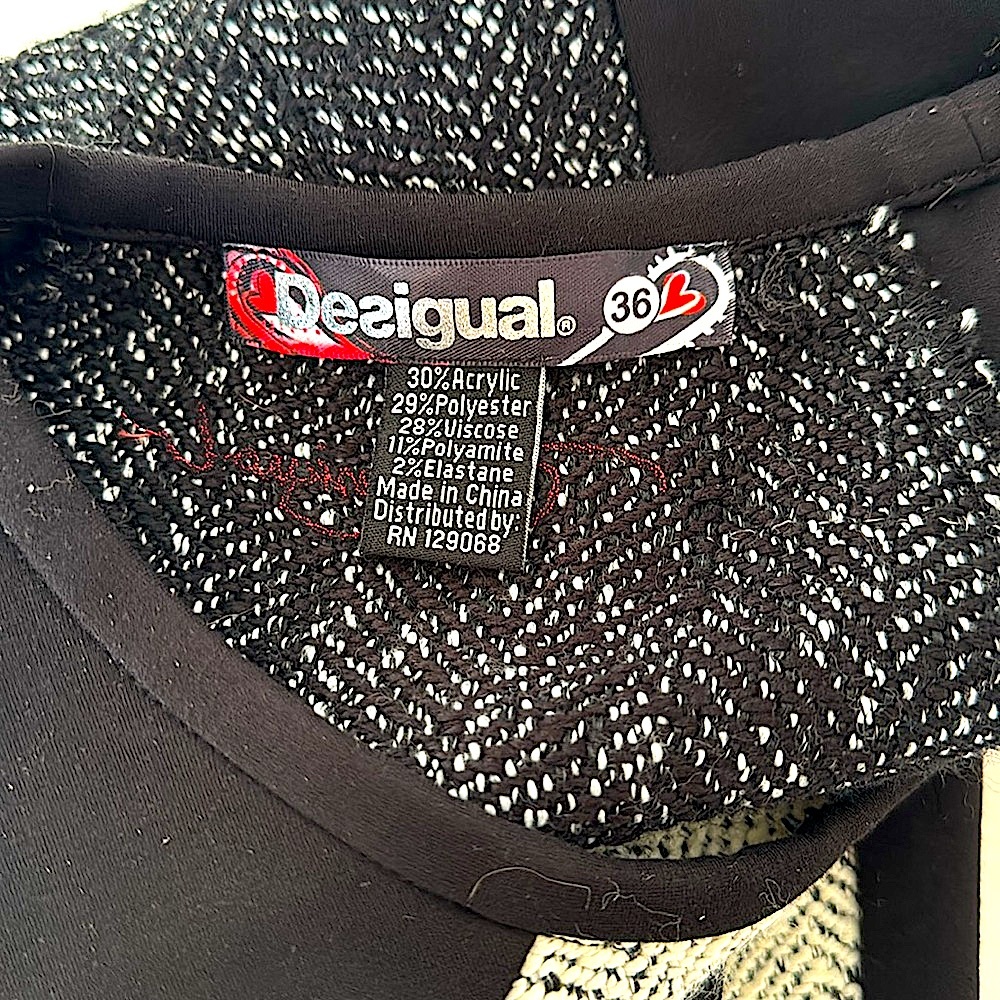 NWOT!! Desigual Dress with Zipper Detail! - Picture 8 of 9